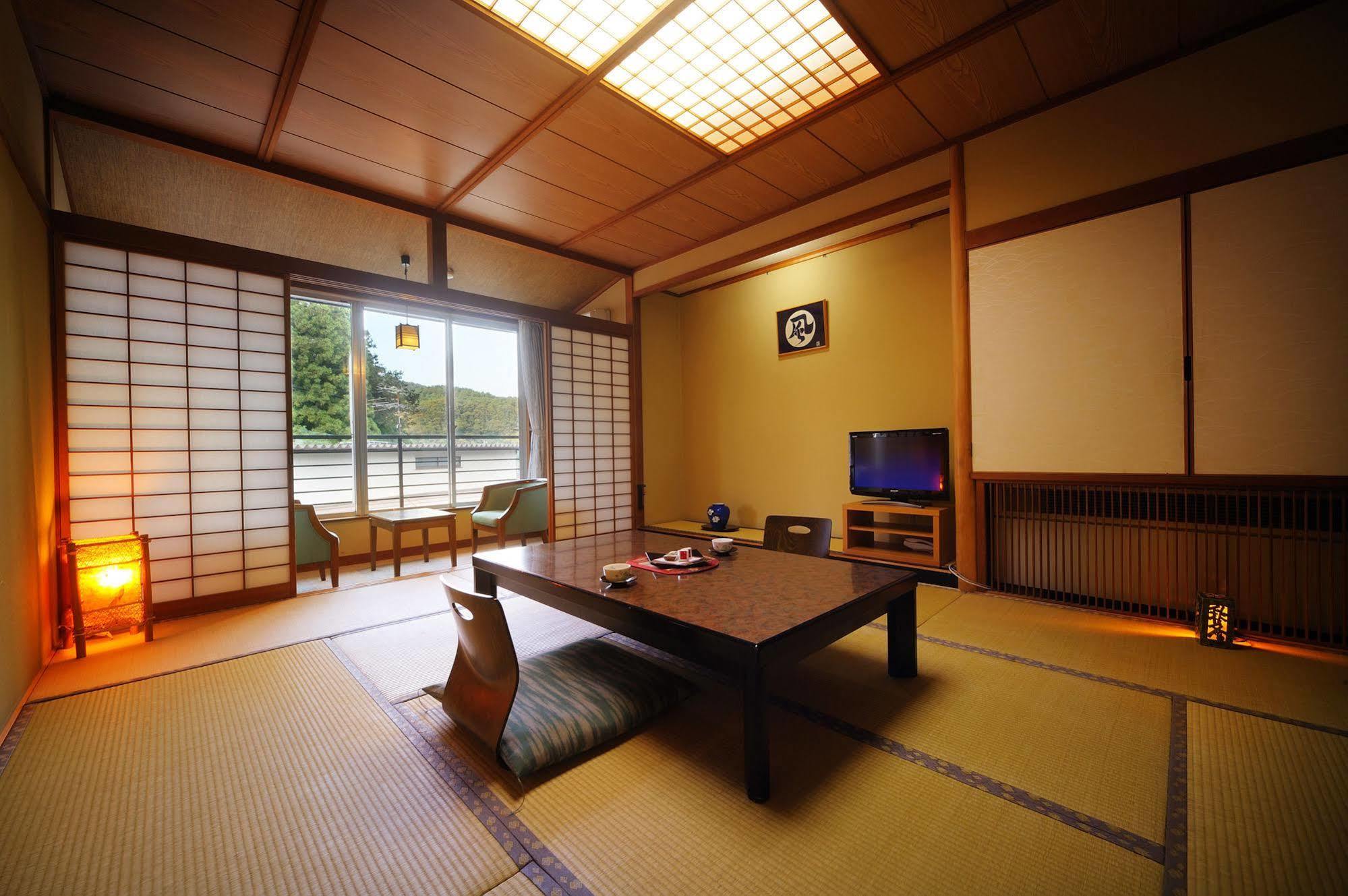 Suzukiya Ryokan Shiroishi  Eksteriør billede